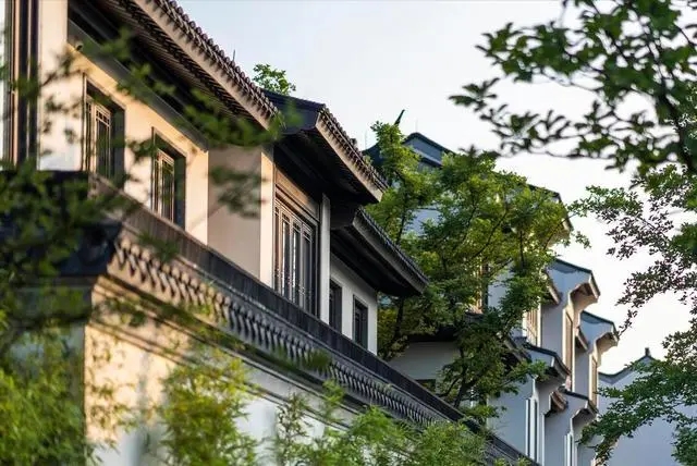 前福建地產(chǎn)首富身價(jià)一夜歸零，中式豪宅之王泰禾摘牌